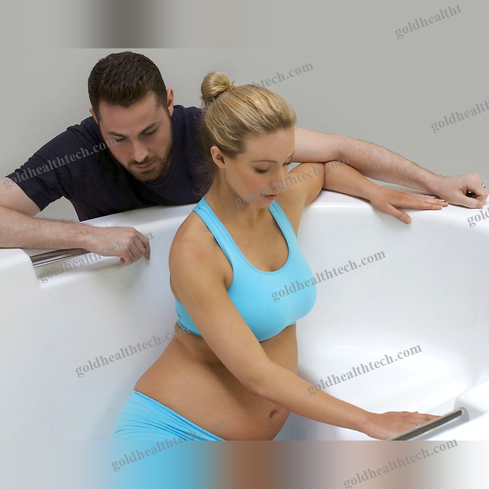 Free-Standing Birth Pool