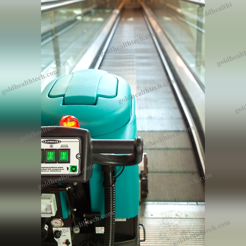 Walk-Behind Scrubber-Dryer