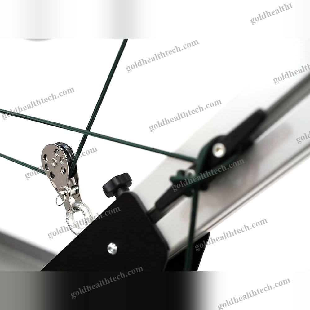 Center-Pull Rowing Machine