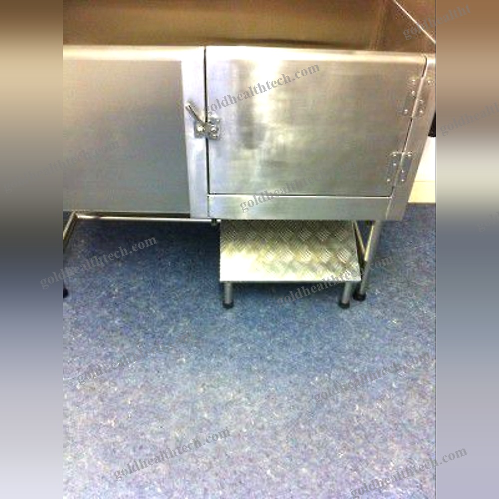 Floor-Mounted Grooming Bathtub