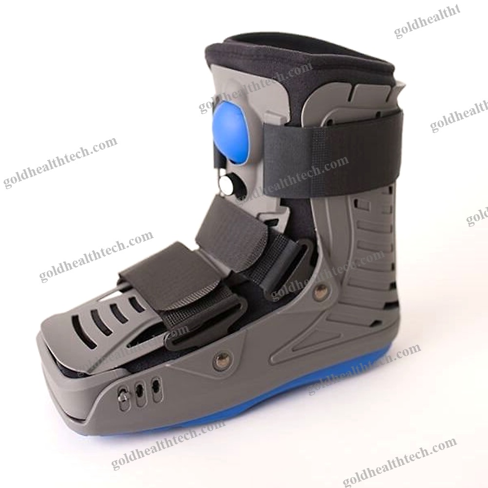 Short Walker Boot
