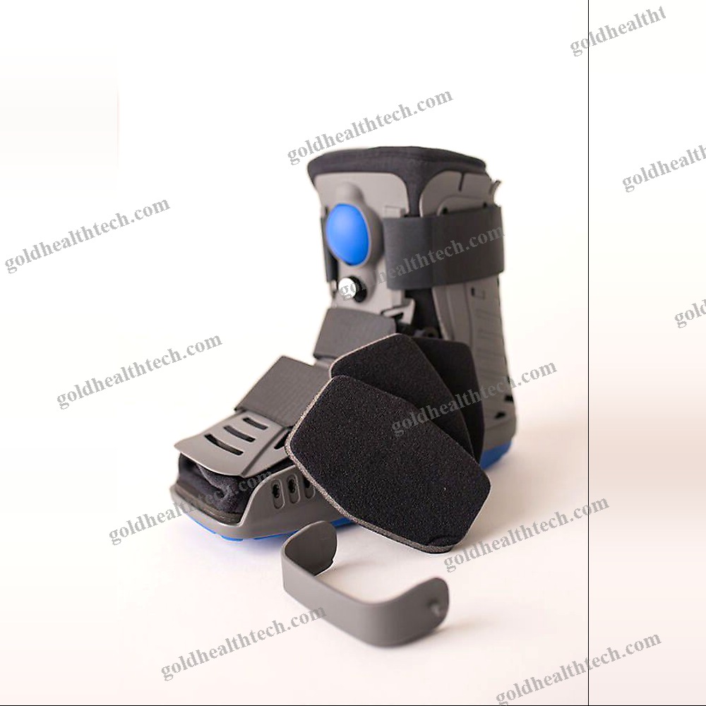 Short Walker Boot