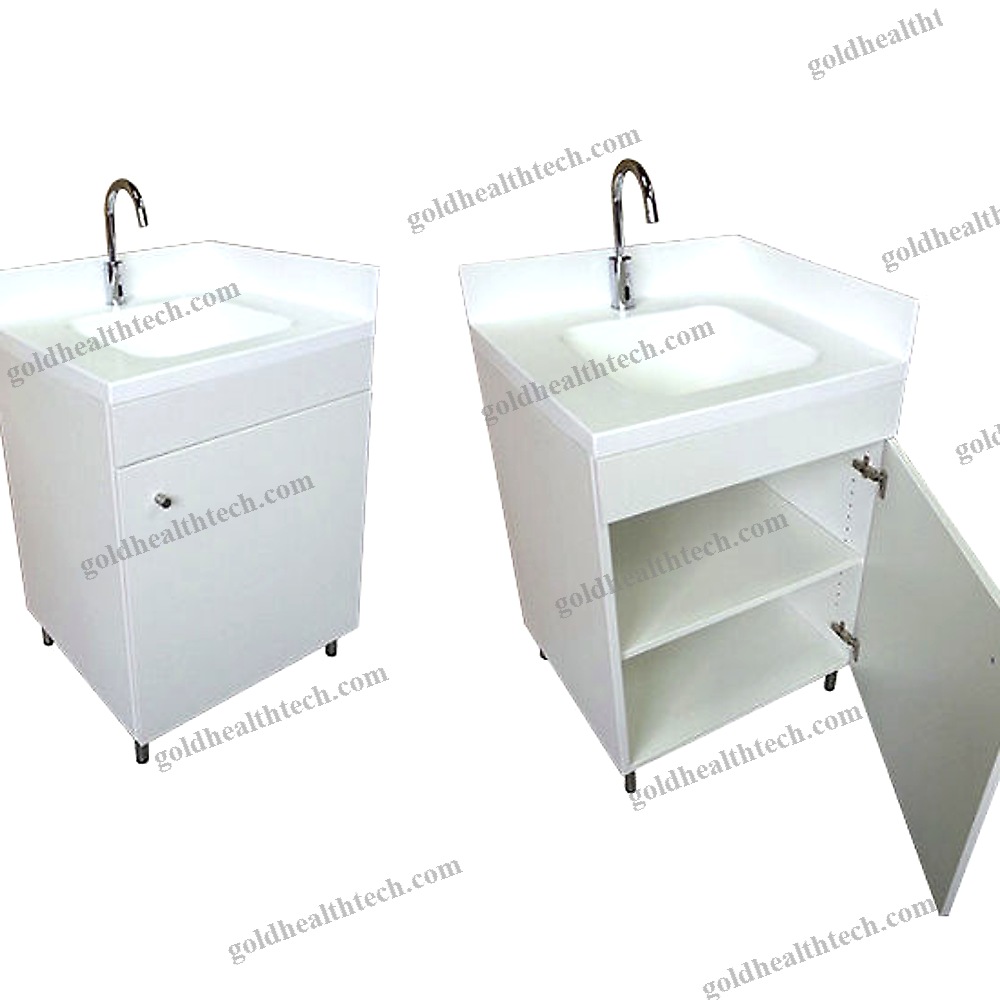 Laboratory Bench With Sink