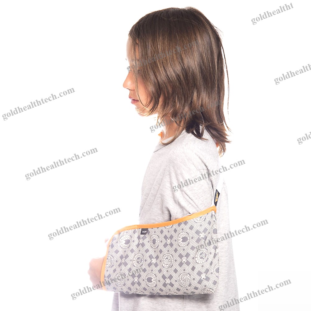 Pediatric Arm Sling 1