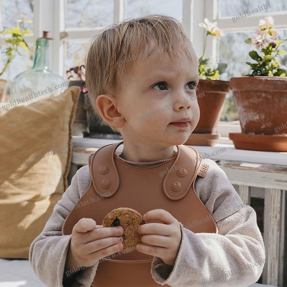 Reusable Medical Bib 1